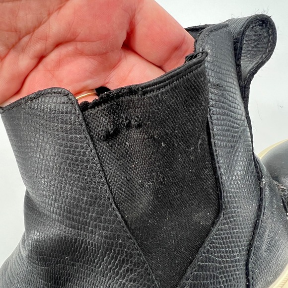 Sorel Black Leather Chelsea Boots White Sole Size 7 SAMPLE Lennox Ankle Booties - Picture 7 of 10